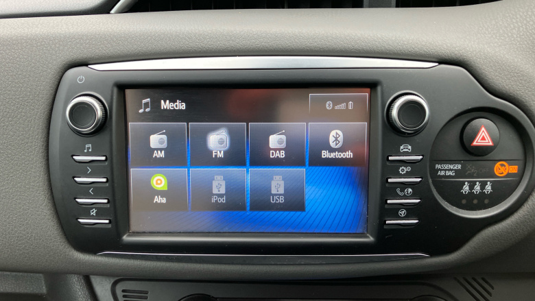 Toyota Yaris 1.5 Hybrid Icon Tech 5dr CVT Hybrid Hatchback